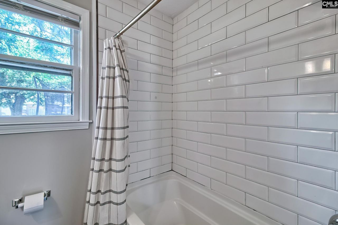 155 Lisa Drive  Photo 10