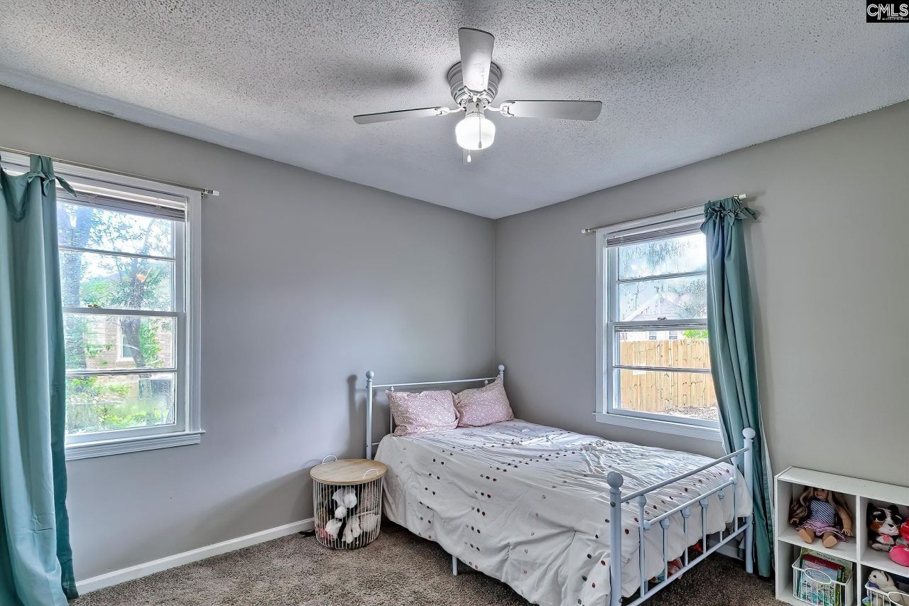 155 Lisa Drive  Photo 13