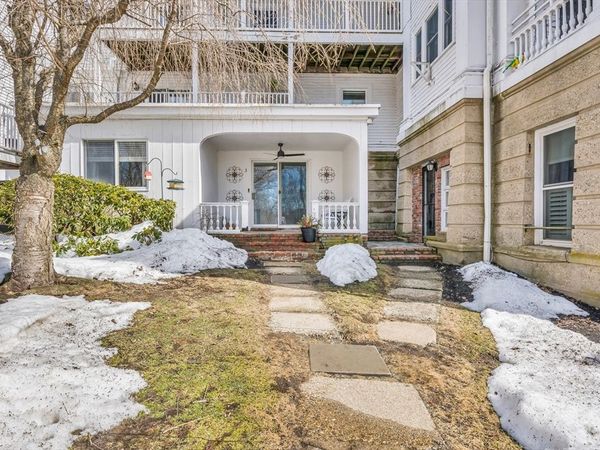 1401 Great Pond Rd, Unit 3, North Andover, MA 01845