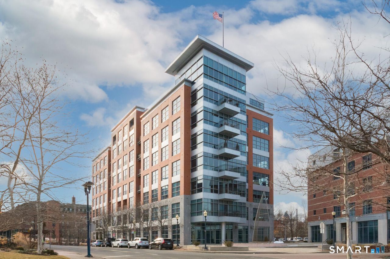 33 North Water, Unit 207, Norwalk, CT 06854 Main Photo