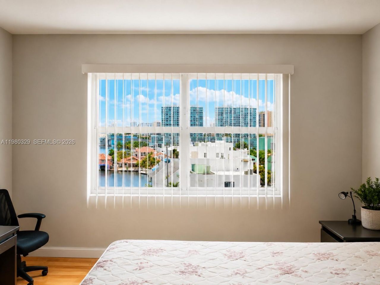 400 Kings Point Dr, Unit 812, Sunny Isles Beach, FL 33160 Photo