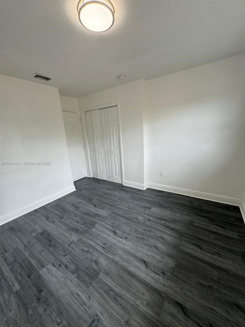 866 NW 70th St , Unit D, Miami, FL 33150 Photo