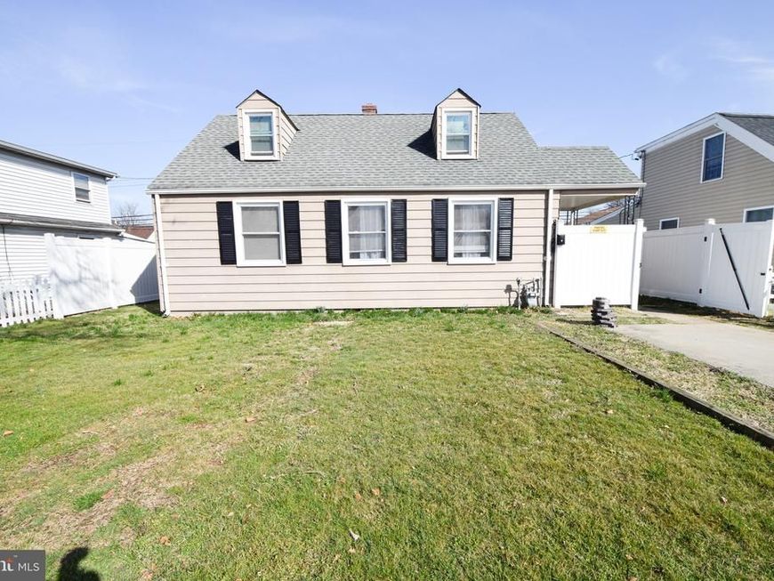 8128 Dundalk Avenue, Baltimore, MD 21222 Main Photo