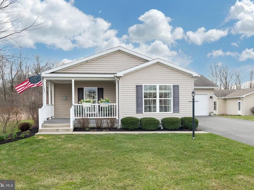 16 Cormorant Drive, Bechtelsville, PA 19505 Main Photo