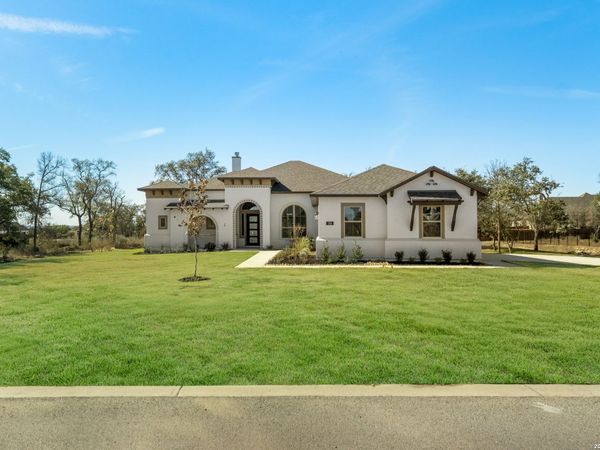 159 Bauer, Castroville, TX 78009