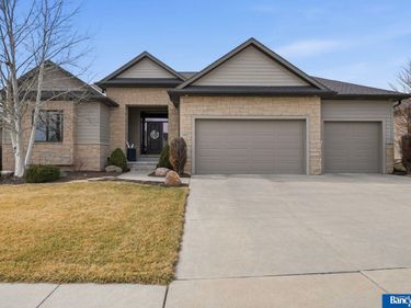 9801 S 30 Street, Lincoln, NE 68516