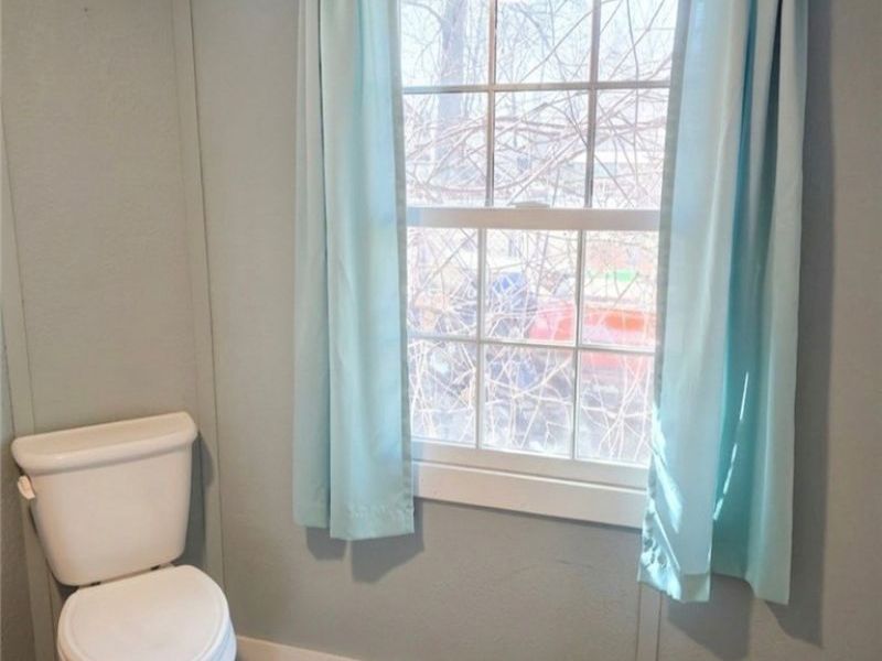 234 Oakwood Street, Elyria, OH 44035 Photo 14