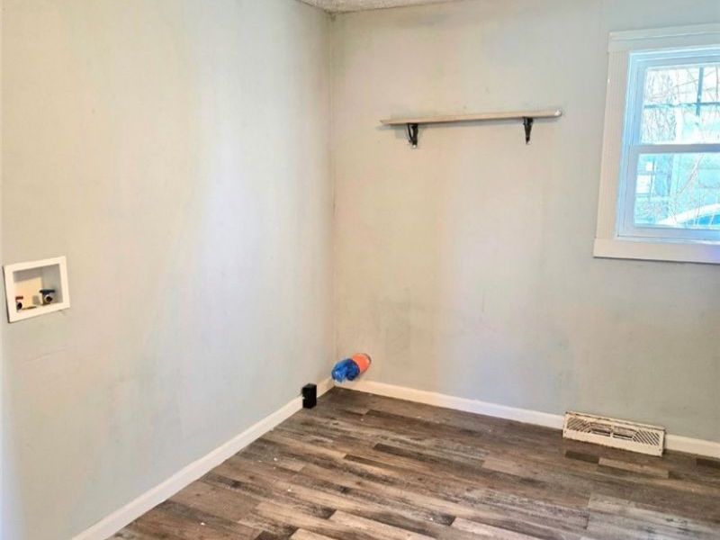 234 Oakwood Street, Elyria, OH 44035 Photo 16