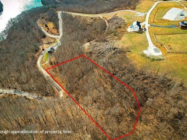 50D Crappie Lane, Hilham, TN 38568