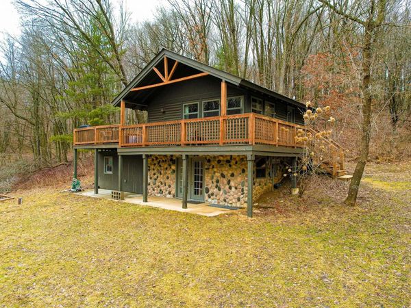 W10448 Whippoorwill Lane, Elroy, WI 53929