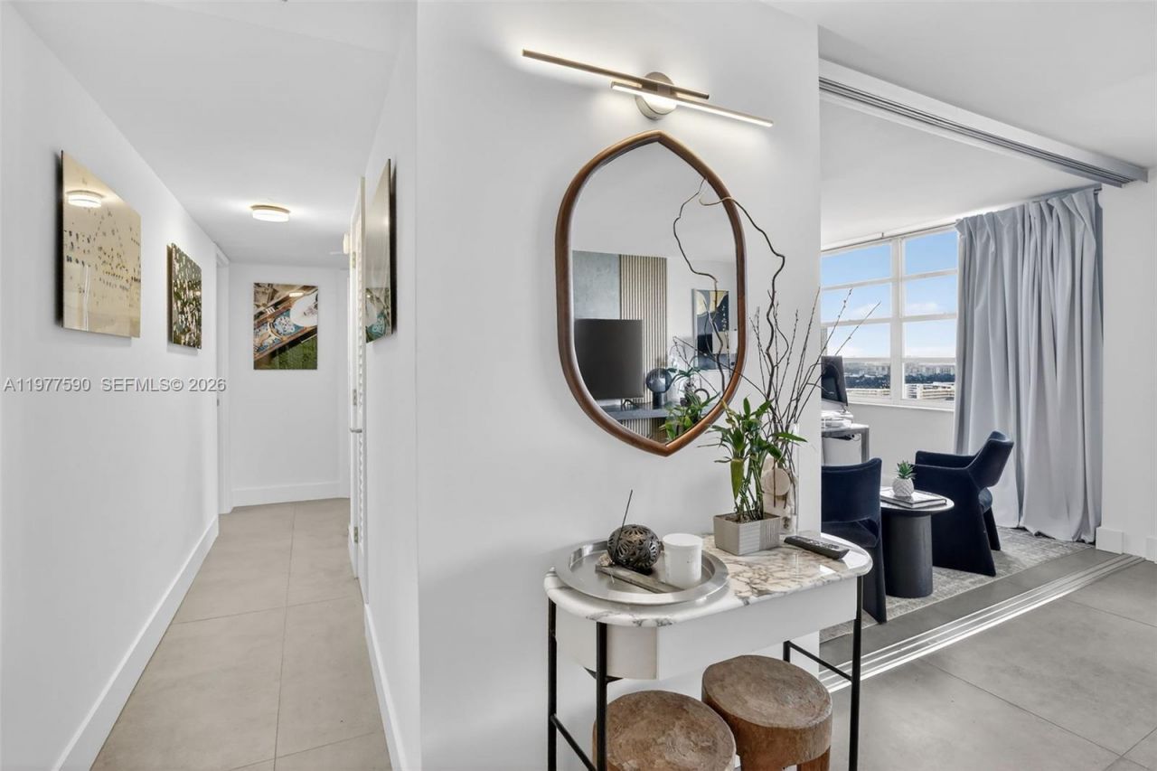 2780 NE 183rd St, Unit 1714, Aventura, FL 33160 Photo