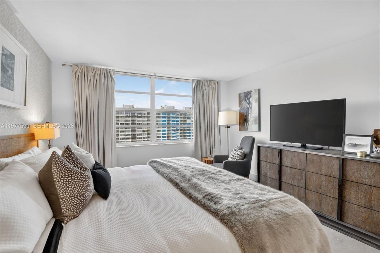 2780 NE 183rd St, Unit 1714, Aventura, FL 33160 Photo