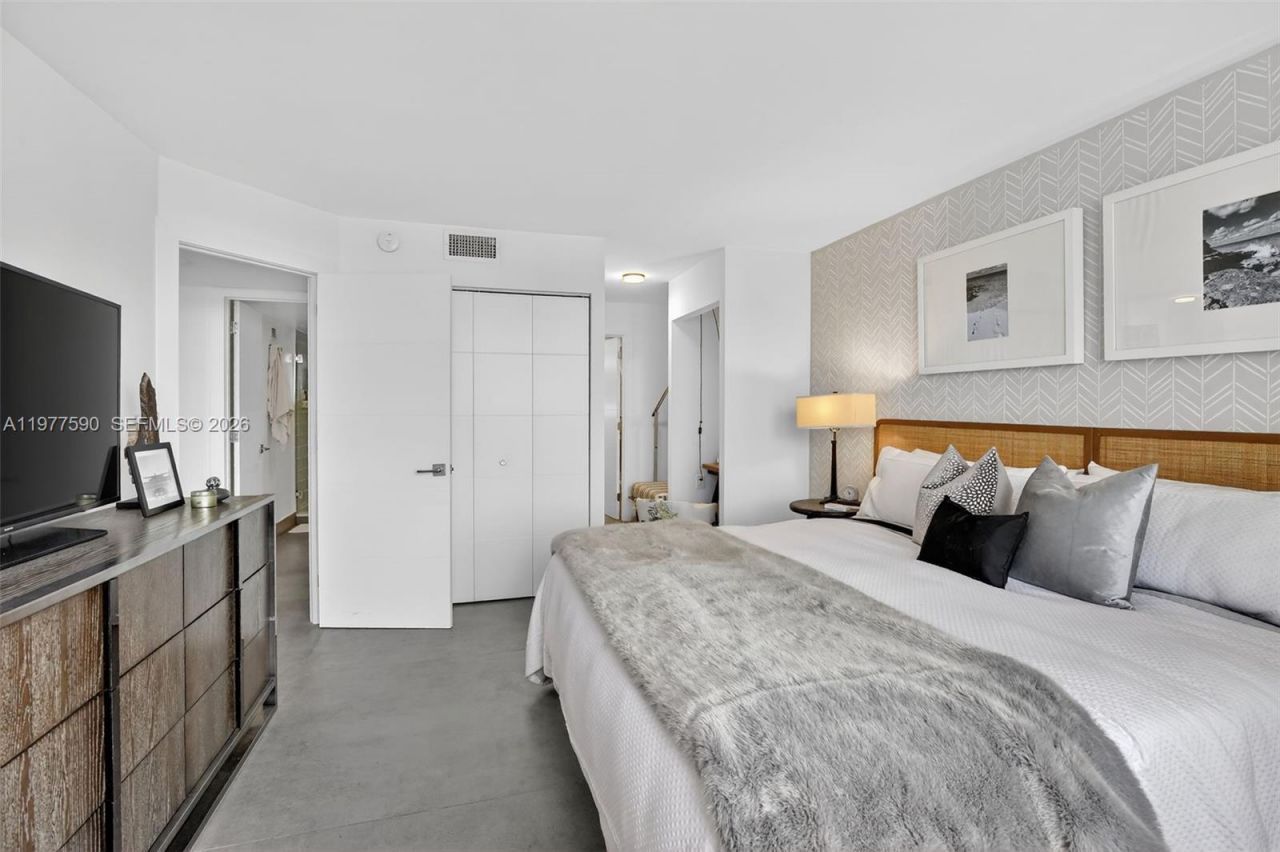 2780 NE 183rd St, Unit 1714, Aventura, FL 33160 Photo