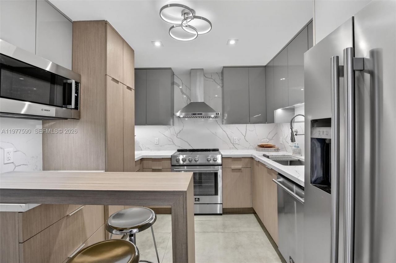 2780 NE 183rd St, Unit 1714, Aventura, FL 33160 Photo