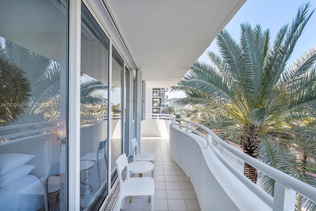 8911 Collins Ave , Unit 401, Surfside, FL 33154 Photo