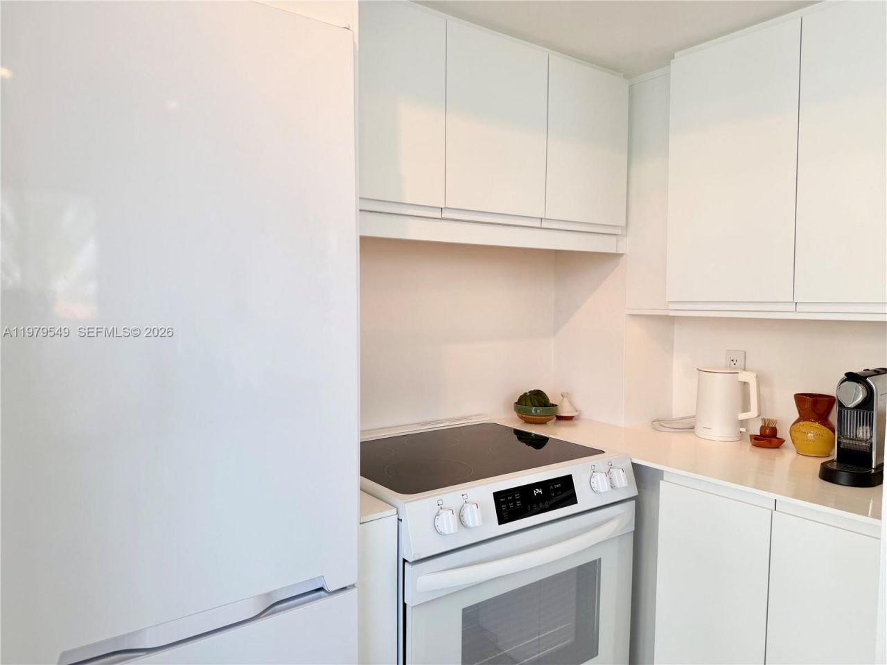 8911 Collins Ave , Unit 401, Surfside, FL 33154 Photo