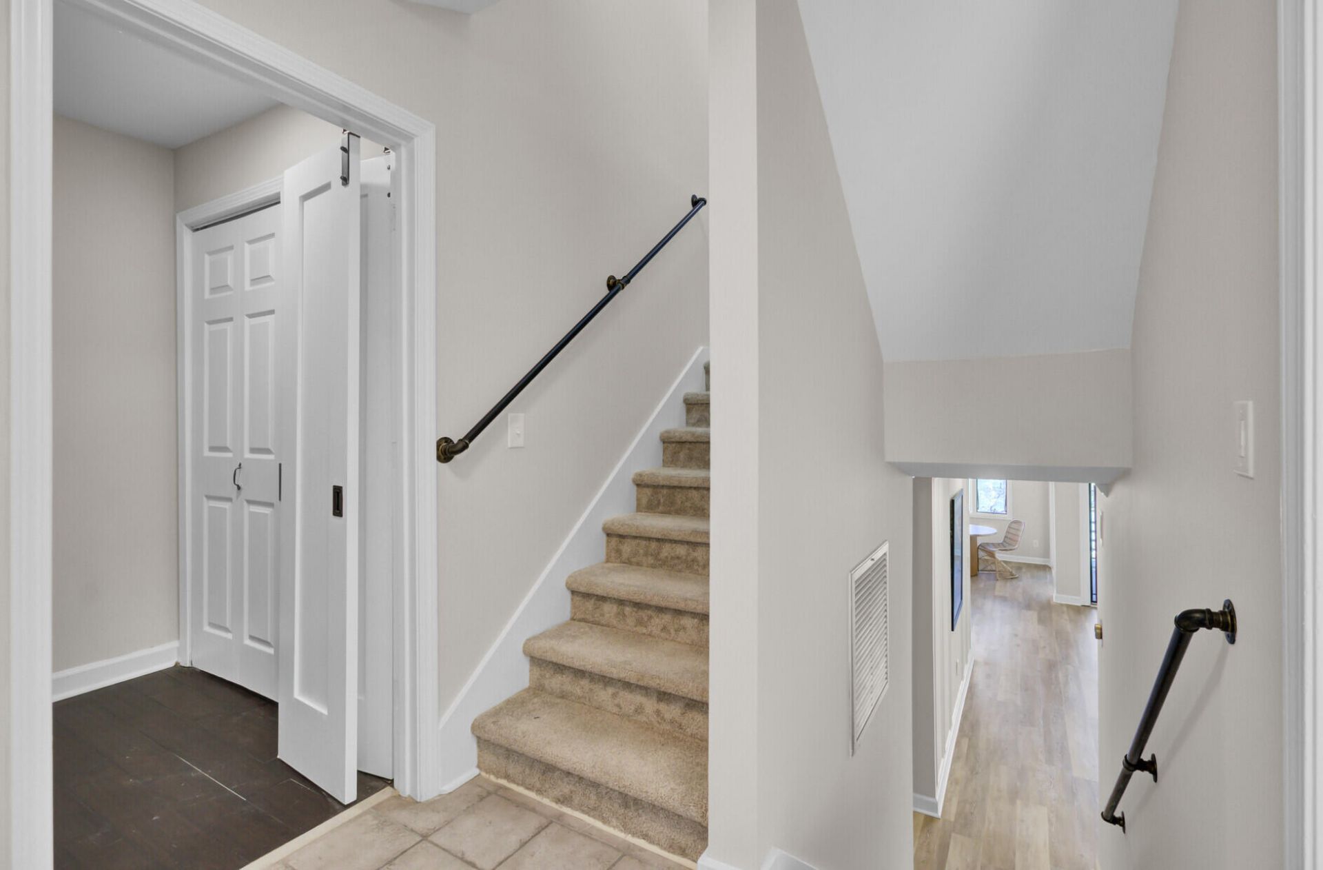 150 Wappoo Creek Drive Photo 18
