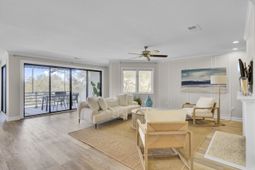 150 Wappoo Creek Drive photo 4