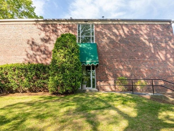 1202 Greendale Avenue, Unit 124, Needham, MA 02492