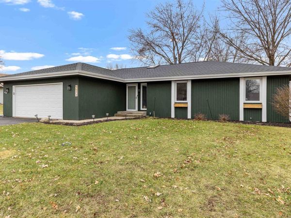 9573 Twin Deer Run, ROSCOE, IL 61073