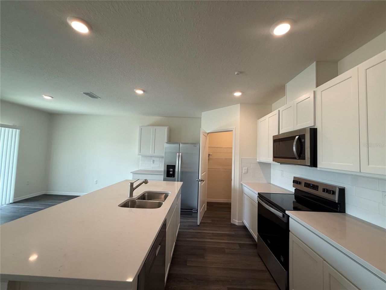 1043 Morfontaine Street , Daytona Beach, FL 32124 Photo