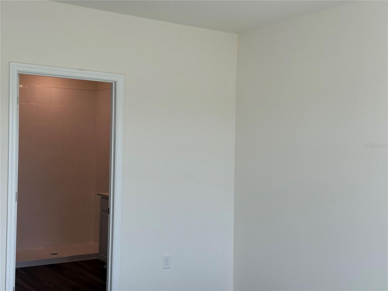 1043 Morfontaine Street , Daytona Beach, FL 32124 Photo