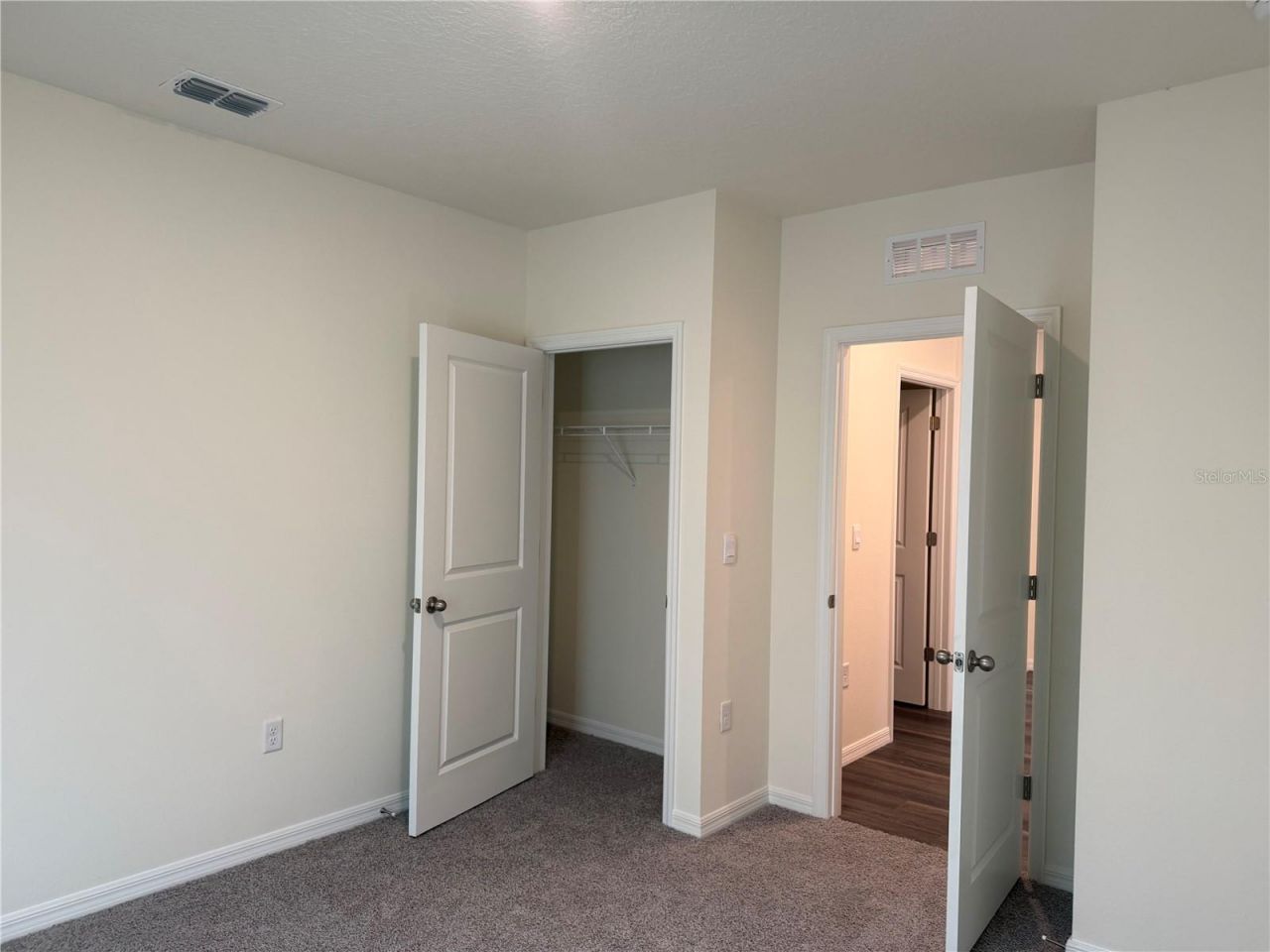 1043 Morfontaine Street , Daytona Beach, FL 32124 Photo