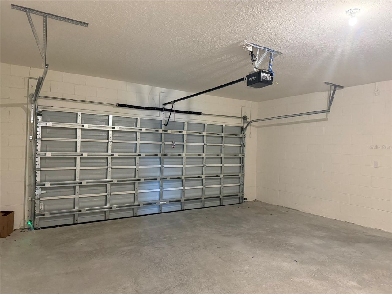 1043 Morfontaine Street , Daytona Beach, FL 32124 Photo