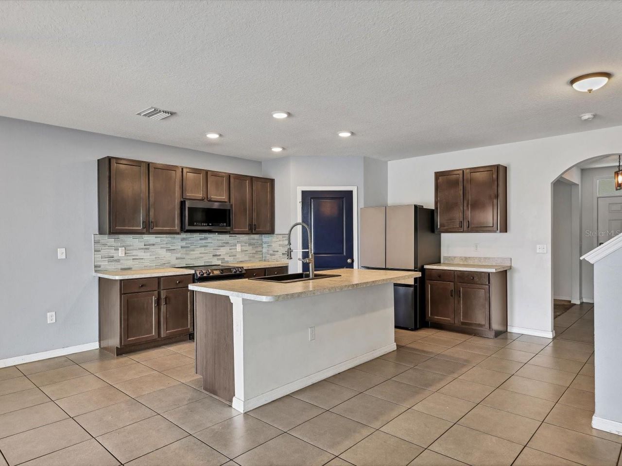 10003 Geese Trail Circle, Sun City Center, FL 33573 Photo