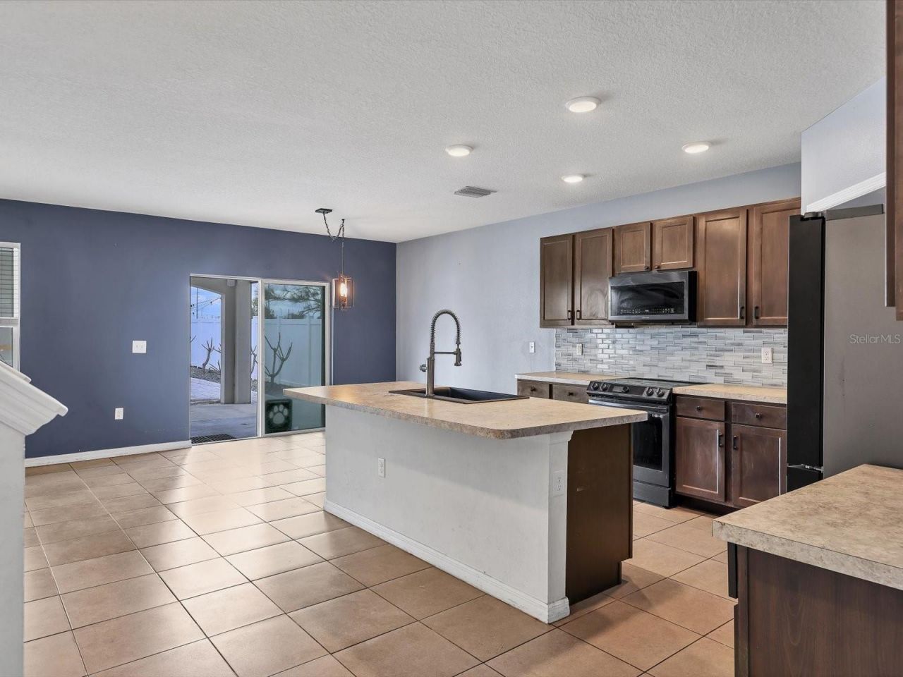 10003 Geese Trail Circle, Sun City Center, FL 33573 Photo
