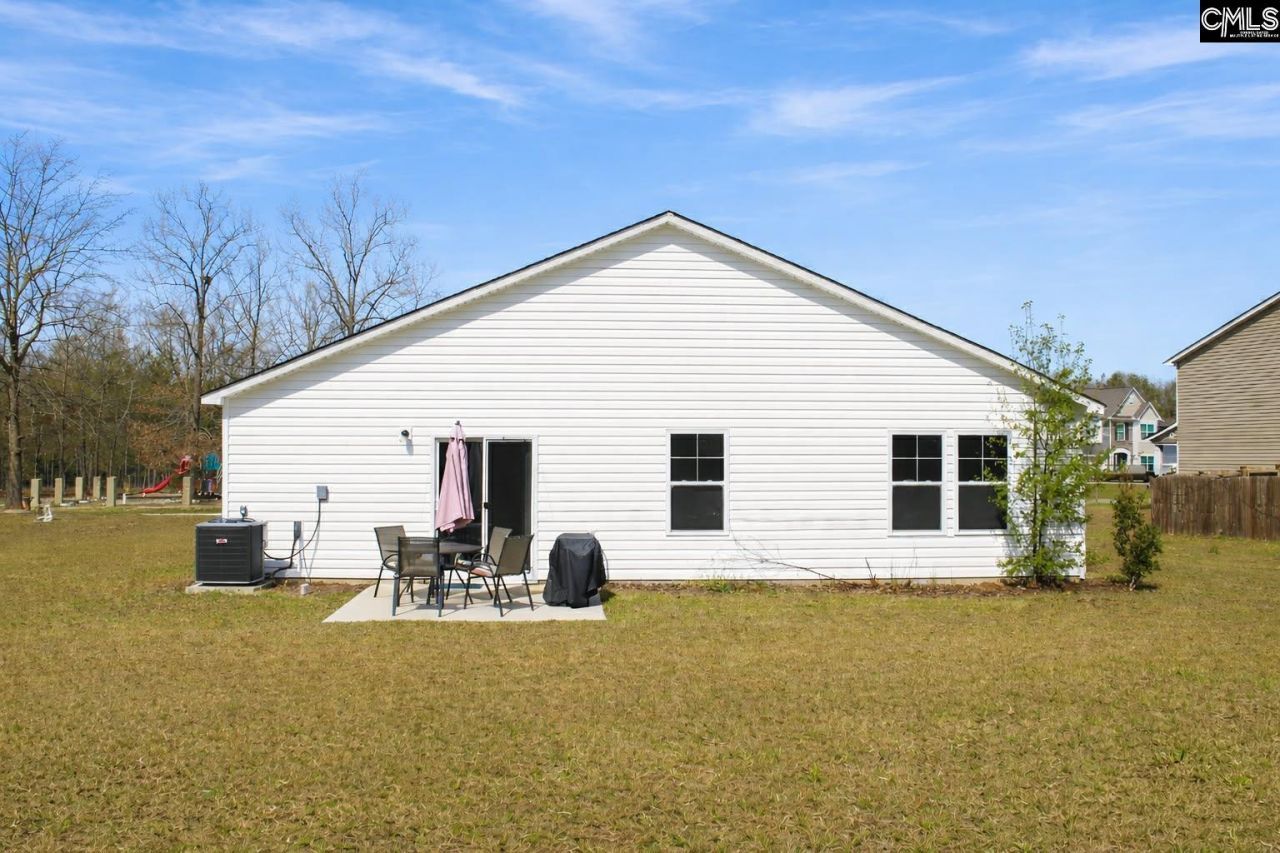 133 Findlay Circle  Photo 16