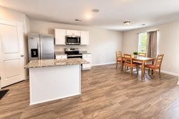 133 Findlay Circle photo 4