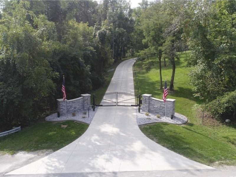 38510 National Road, Bethesda, OH 43719 Photo 3