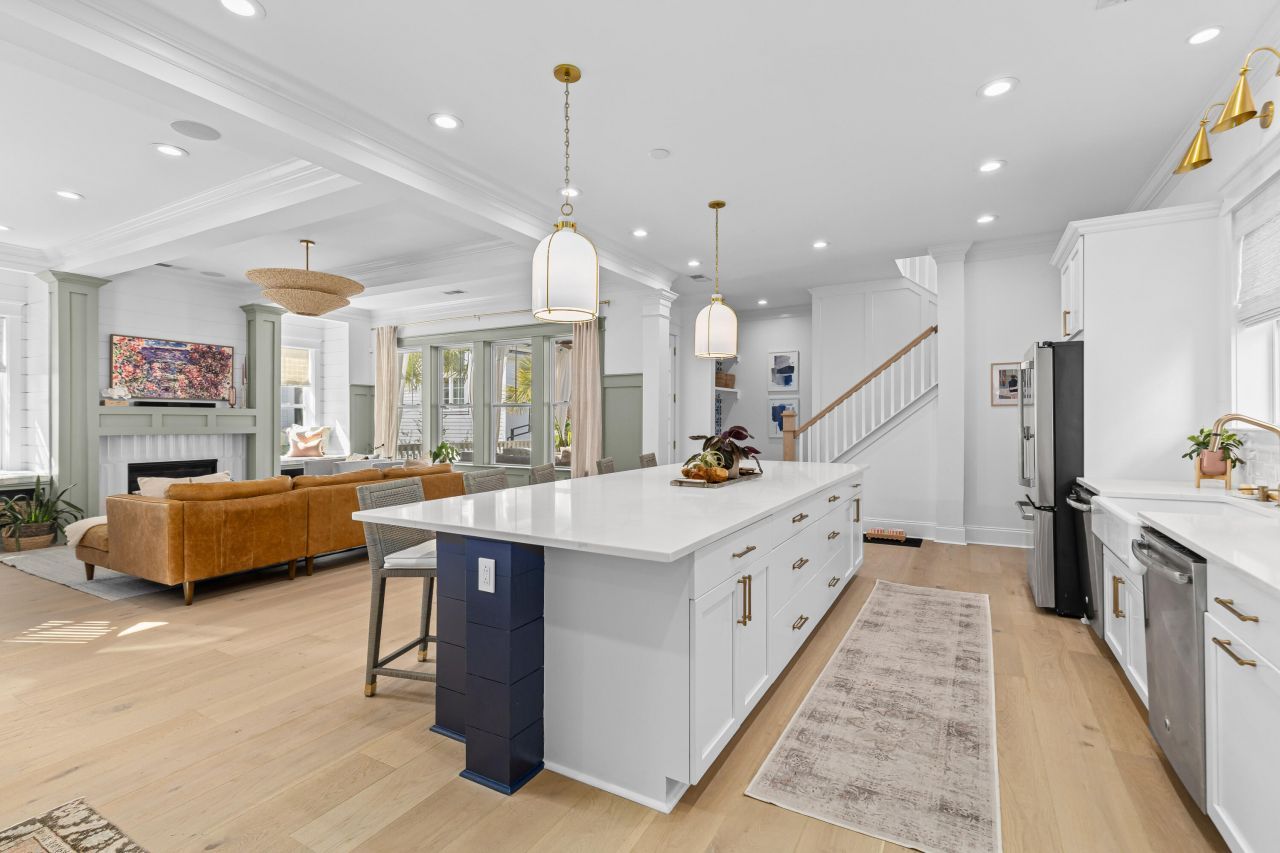 2421 Louisville Street Photo 11