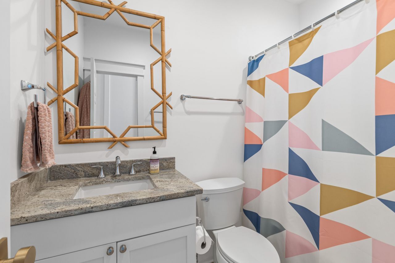 2421 Louisville Street Photo 26