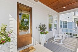 2421 Louisville Street photo 4