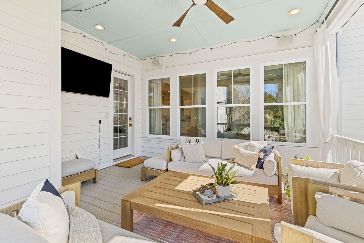 2421 Louisville Street Photo 39