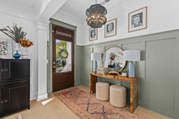 2421 Louisville Street photo 4