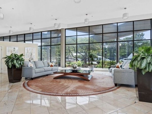 250 Hammond Pond Pkwy, Unit 504N, Newton, MA 02467