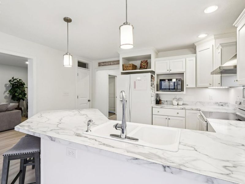 3781 Parkside Reserve Street, Vermilion, OH 44089 Photo 9