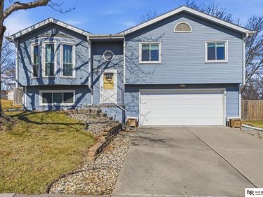 5030 W Sparrow Lane, Lincoln, NE 68528