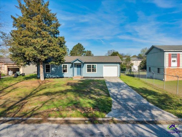 3330 E. Royal Court, Macon, GA 31217