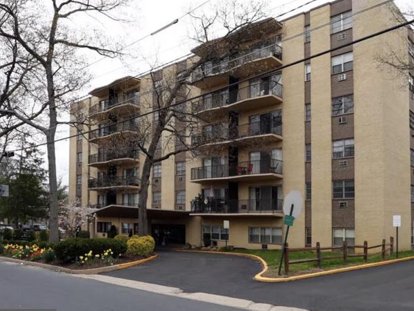 215 CHESTNUT PLACE, CHERRY HILL, NJ 08002