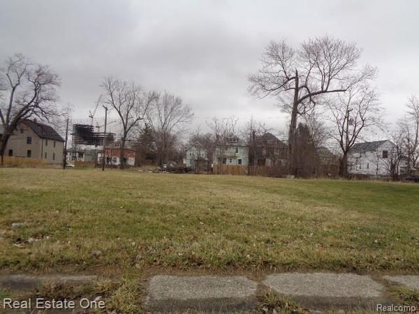 6166 Rosa Parks Boulevard , Detroit, MI 48208