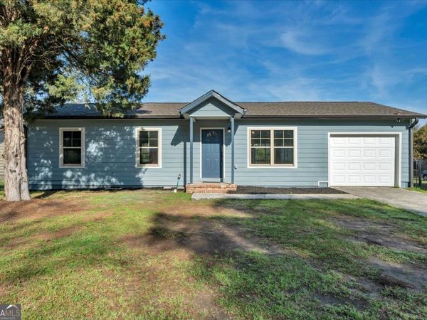 3330 E Royal Court, Macon, GA 31217