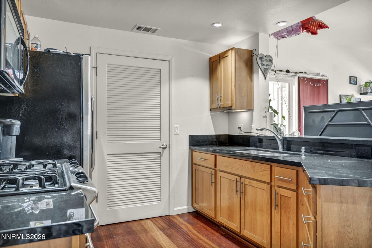 1450 Idlewild Drive, Unit 1133, Reno, NV 89509 Photo