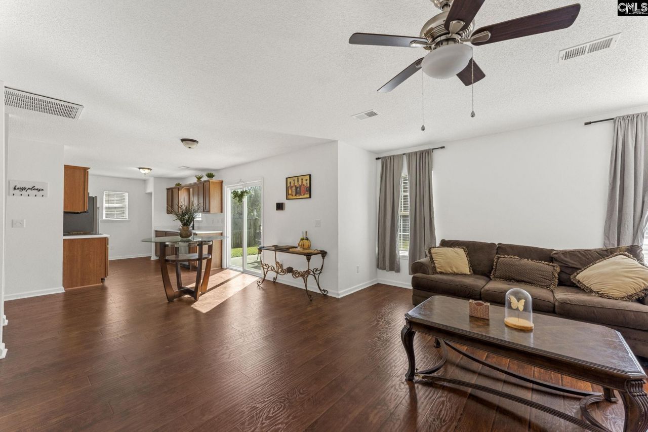 2117 Wilkinson Drive  Photo 12