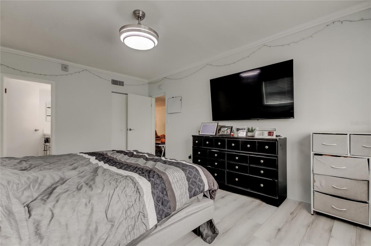 7321 Central Avenue , Unit 301, Saint Petersburg, FL 33710 Photo