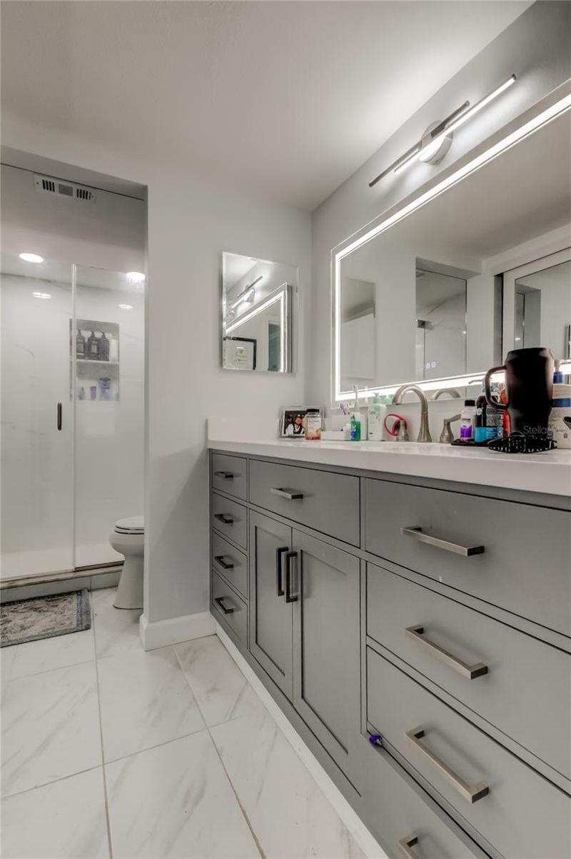 7321 Central Avenue , Unit 301, Saint Petersburg, FL 33710 Photo