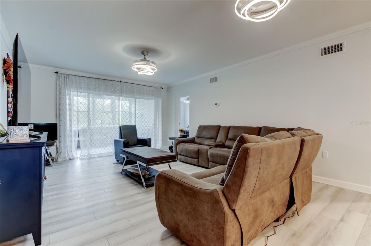 7321 Central Avenue , Unit 301, Saint Petersburg, FL 33710 Photo